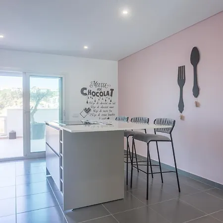 Apartamento T2 Tin Tin